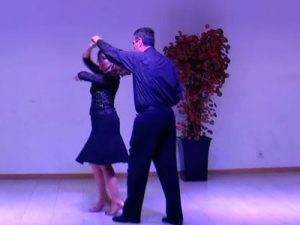 Swing giro interior de la mujer