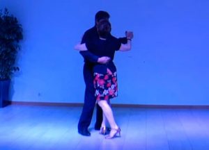 Kizomba Giro en Tres Tiempos