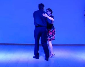 Cumbia Avanzando de frente