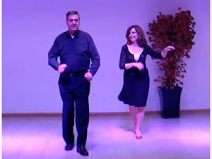 Salsa cubana Enchufla y al centro