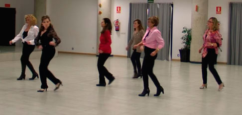 Baile en línea Meneíto de Pop Sixteen Shlager