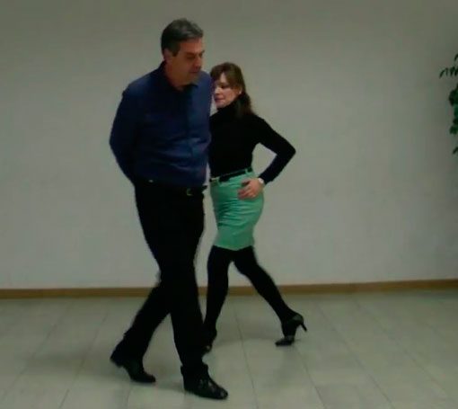 Salsa cubana Paséala por arriba y por abajo