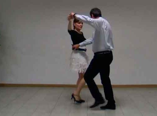 Cumbia siete con giro