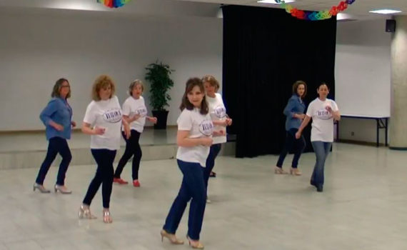 Baile en grupo Danza del Sol