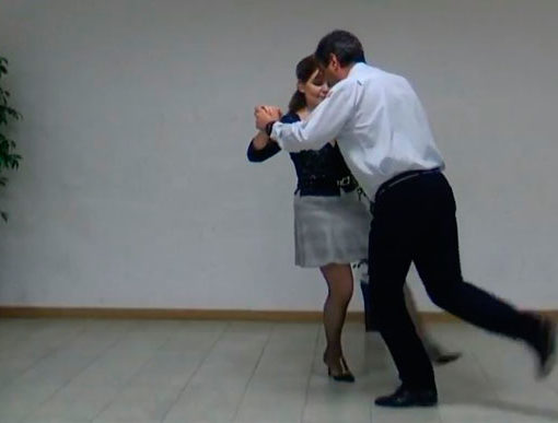 Milonga traspiés con doble cruce