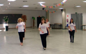 Baile en grupo Meneito In the Navy