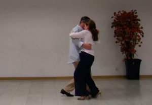 Kizomba Cruzado con enganche